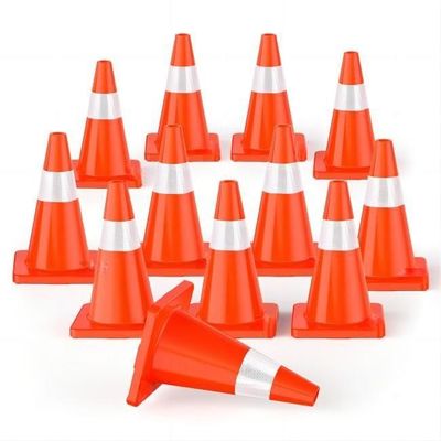 Un buon prezzo. bene durevole di Safery dei coni di sicurezza stradale del PVC di 18in 28in per parcheggio della strada della strada privata in linea