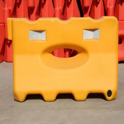 Un buon prezzo. Barriere di plastica della strada del PE temporaneo di sicurezza per sicurezza 1300X650X200X400mm della carreggiata in linea