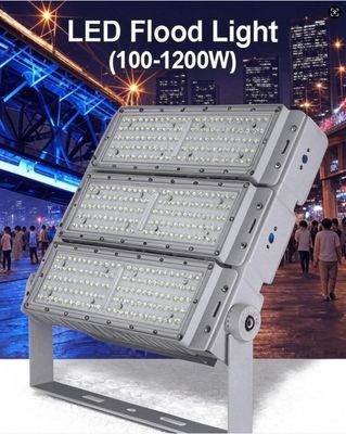 Un buon prezzo. IP66 resistente all'acqua 300W LED Flood Light con efficienza di 150 LM/W e durata di vita di 50.000 ore in linea